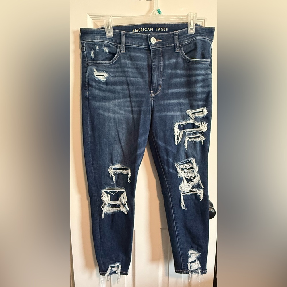 American Eagle Dark Blue Distressed Women's Jeans